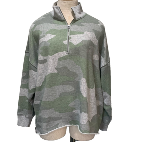 aerie Tops - Aerie sz L camouflage 3/4 zip raw hem pullover